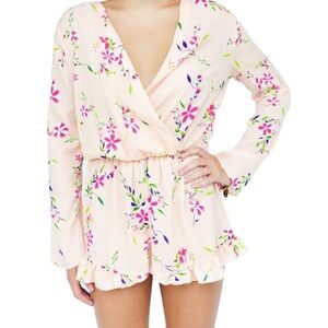 Haute Society sweet nothing faux wrap floral jumper. Long sleeve. Size Large